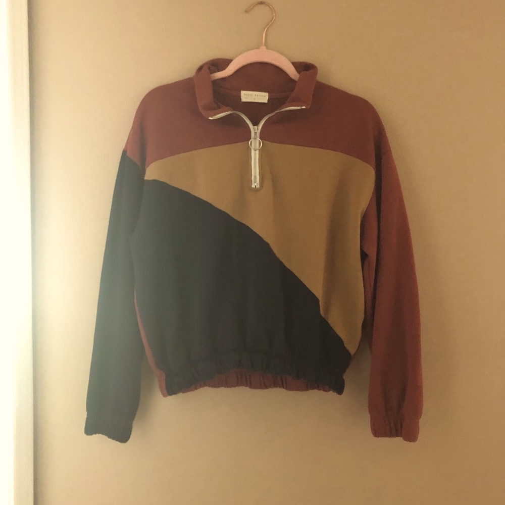 CROPPED BLOCK SWEATER